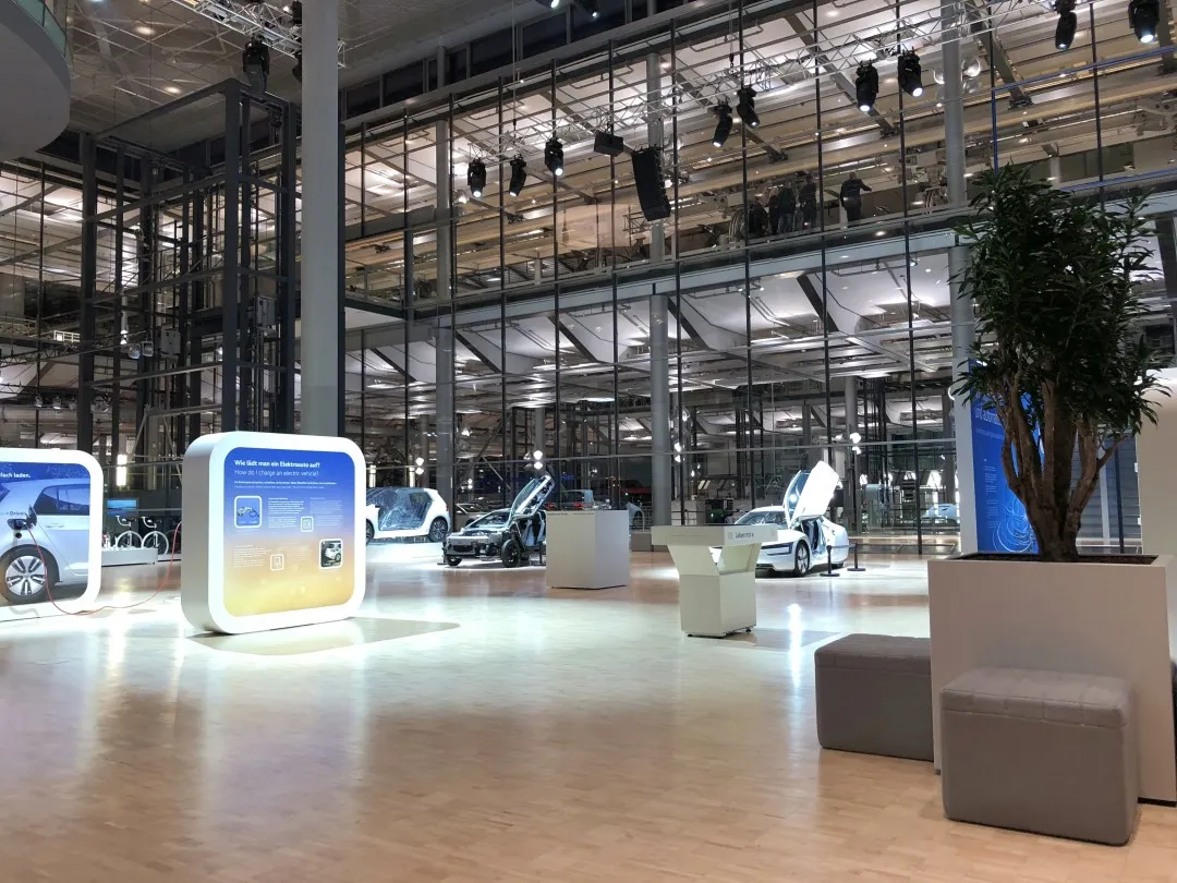 Fotos der VEE Jahrestagung 2018 in der Gläsernen Manufaktur Dresden