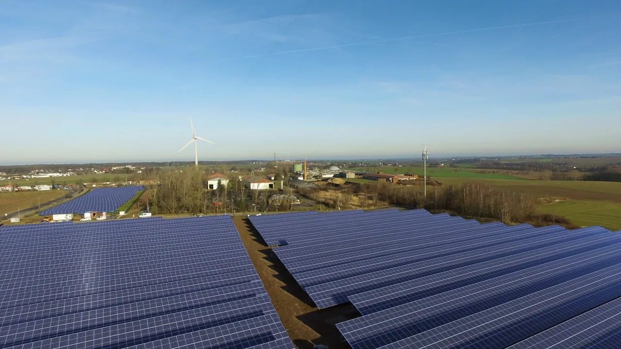 Solar-Batteriespeicher-Park Großschirma © Green Energy 3000